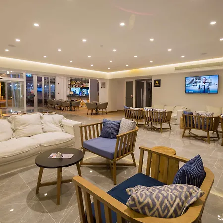Plaza Hotel Protaras