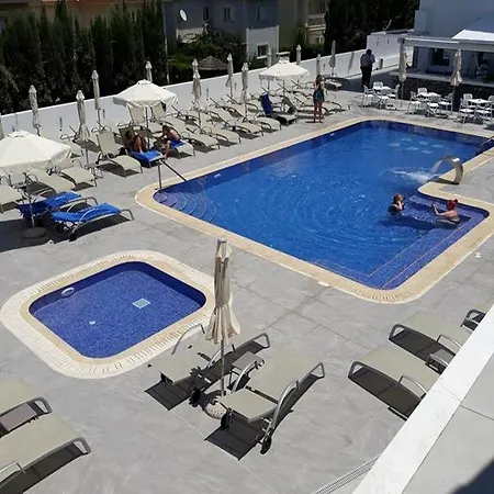 Plaza Protaras