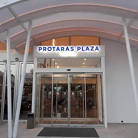 πλάζα