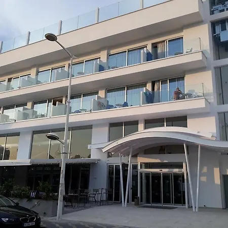 Ξενοδοχείο πλάζα 3*