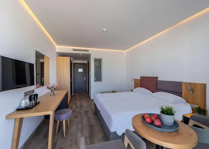 πλάζα Ξενοδοχείο 3*