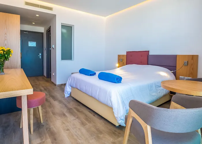 πλάζα Πρωταράς