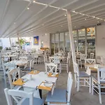 Plaza מלון